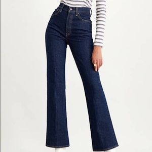 Brand New Levi’s Ribcage Flares Bootcut Jeans
